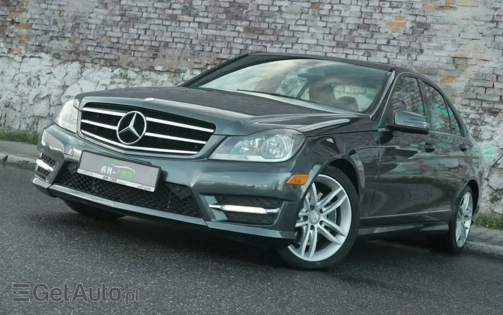 MERCEDES-BENZ Klasa C 350 BlueEff 4-Matic Avantgarde