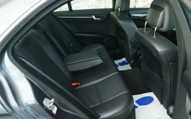 MERCEDES-BENZ Klasa C 350 BlueEff 4-Matic Avantgarde