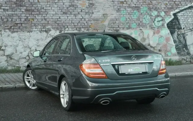 MERCEDES-BENZ Klasa C 350 BlueEff 4-Matic Avantgarde