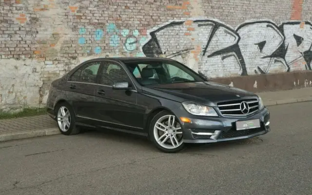 MERCEDES-BENZ Klasa C 350 BlueEff 4-Matic Avantgarde