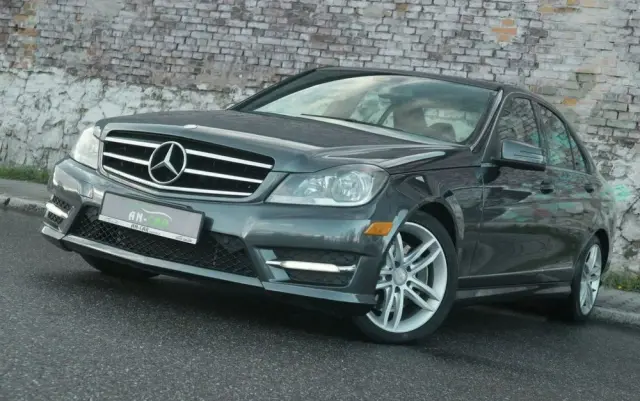 MERCEDES-BENZ Klasa C 350 BlueEff 4-Matic Avantgarde