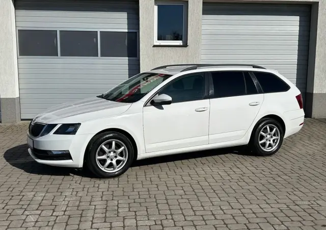 SKODA Octavia 1.6 TDI SCR Active