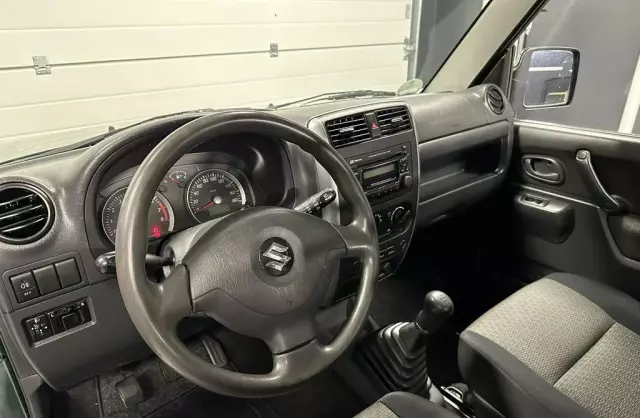 SUZUKI Jimny 