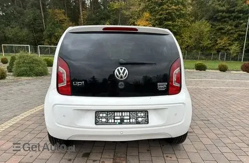 VOLKSWAGEN Up! 