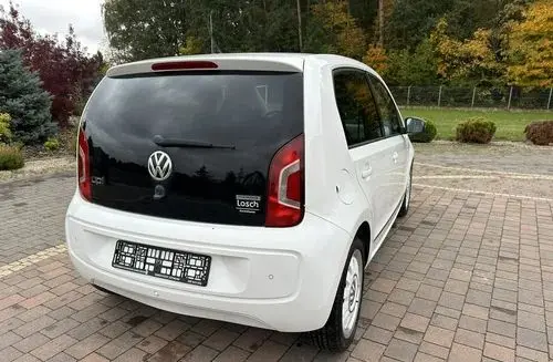 VOLKSWAGEN Up! 