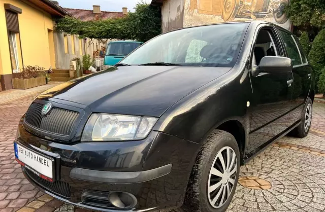 SKODA Fabia 