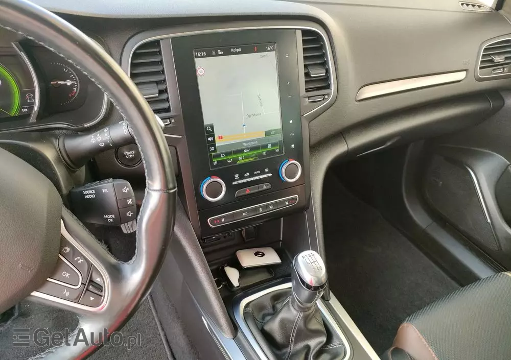 RENAULT Megane ENERGY TCe 130 BOSE EDITION