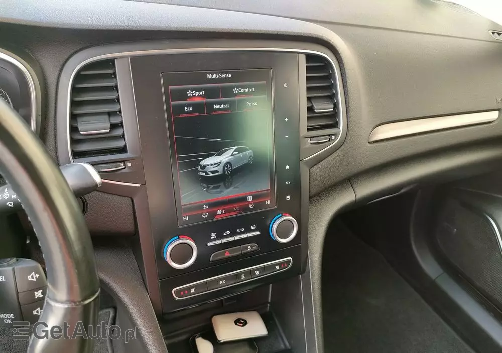 RENAULT Megane ENERGY TCe 130 BOSE EDITION