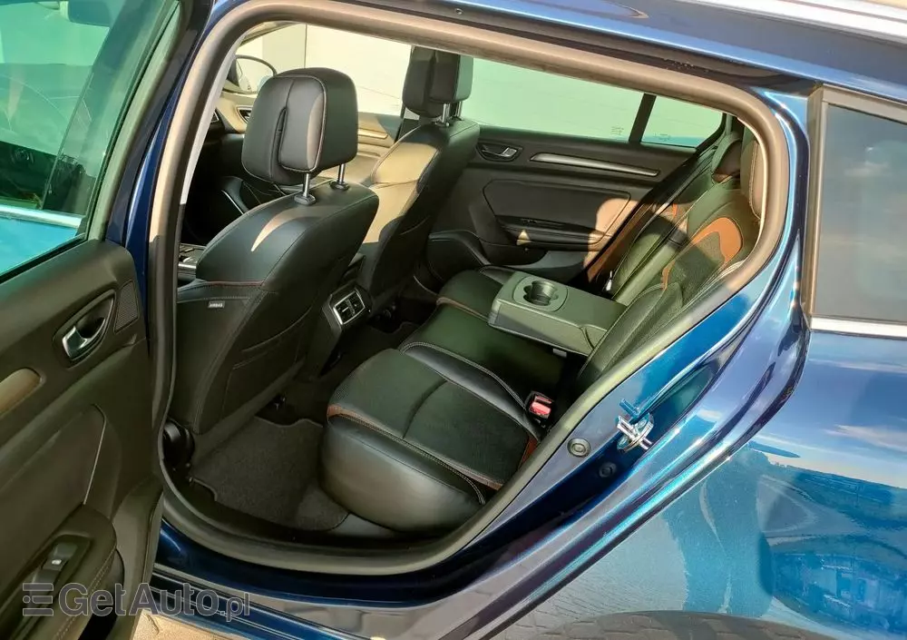 RENAULT Megane ENERGY TCe 130 BOSE EDITION