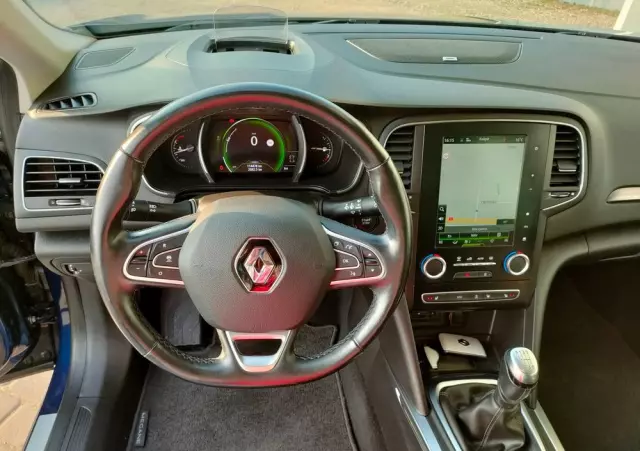 RENAULT Megane ENERGY TCe 130 BOSE EDITION