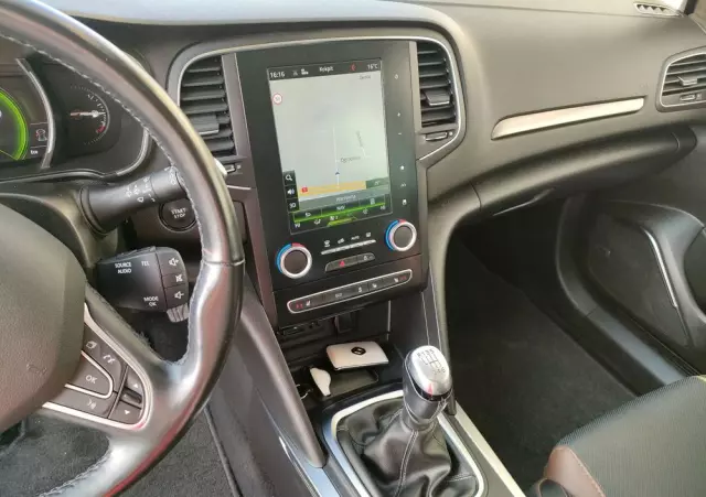 RENAULT Megane ENERGY TCe 130 BOSE EDITION