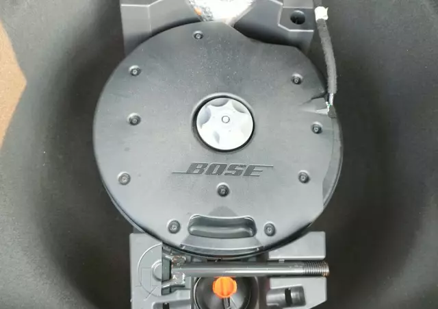 RENAULT Megane ENERGY TCe 130 BOSE EDITION