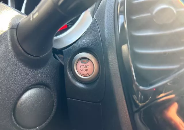 NISSAN Juke 1.2 DIG-T Fun Edition EU6