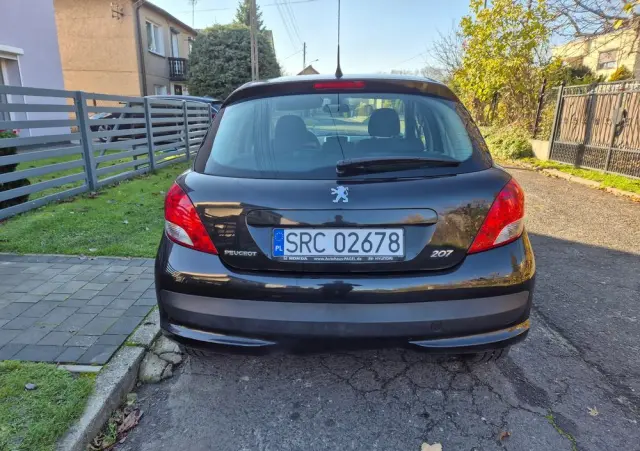 PEUGEOT 207 