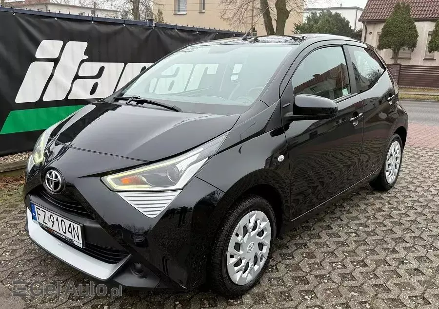 TOYOTA Aygo 1.0 VVT-i Black Edition