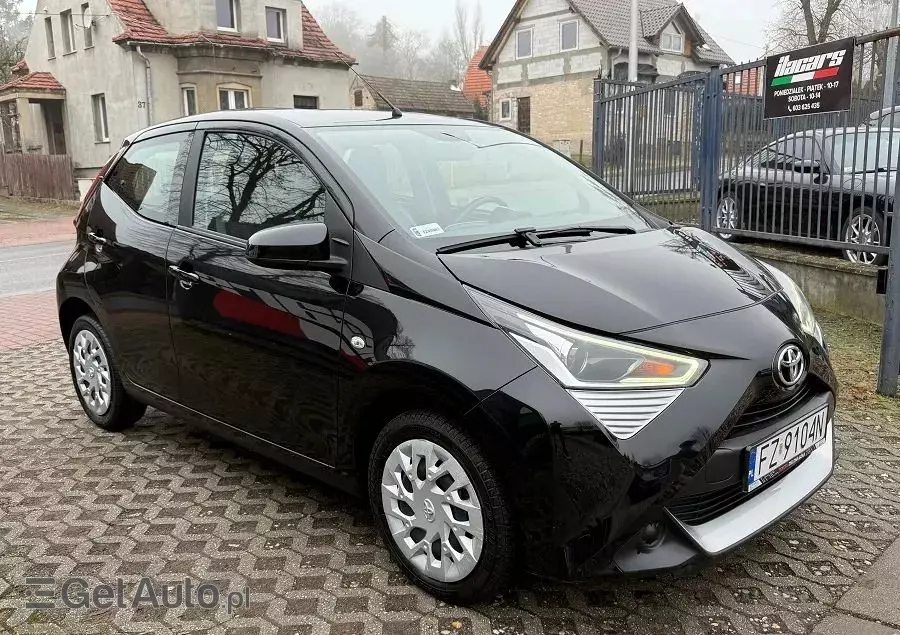TOYOTA Aygo 1.0 VVT-i Black Edition
