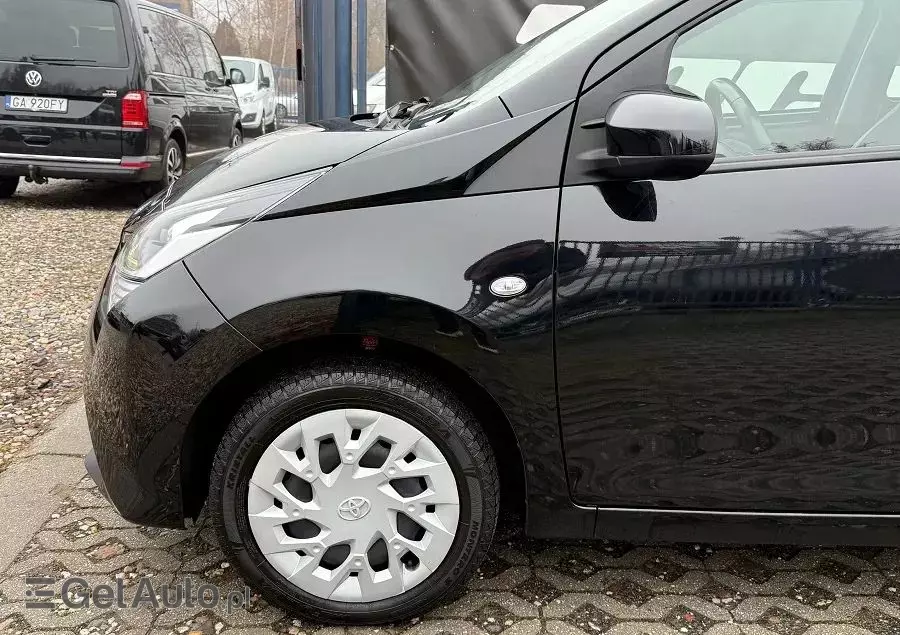 TOYOTA Aygo 1.0 VVT-i Black Edition