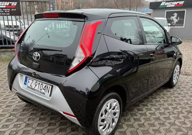 TOYOTA Aygo 1.0 VVT-i Black Edition