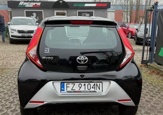 TOYOTA Aygo 1.0 VVT-i Black Edition