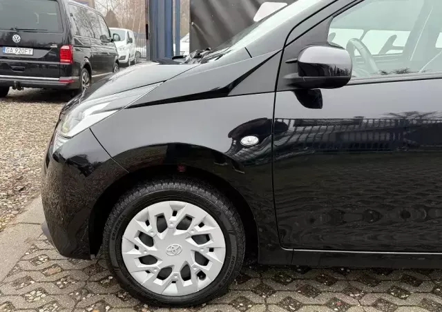 TOYOTA Aygo 1.0 VVT-i Black Edition