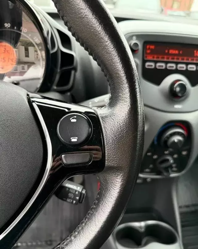 TOYOTA Aygo 1.0 VVT-i Black Edition