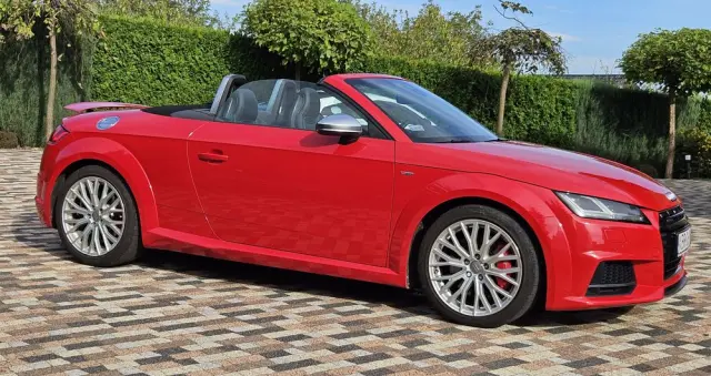 AUDI TT S Roadster 