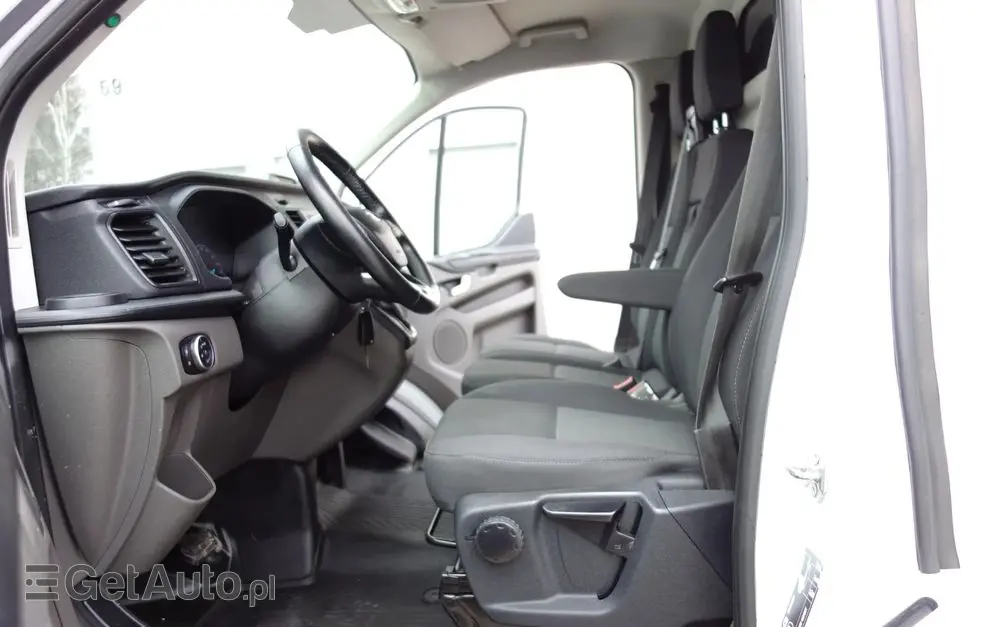 FORD Transit Custom Automat 2.0 Ecoblue 130 KM L1H1 Klima 