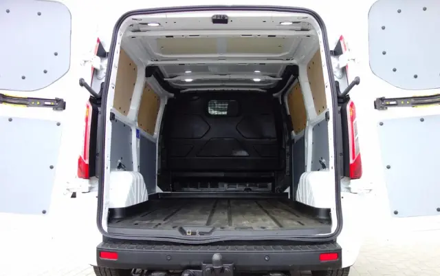 FORD Transit Custom Automat 2.0 Ecoblue 130 KM L1H1 Klima 