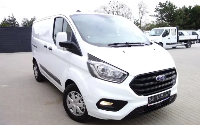 FORD Transit Custom Automat 2.0 Ecoblue 130 KM L1H1 Klima 