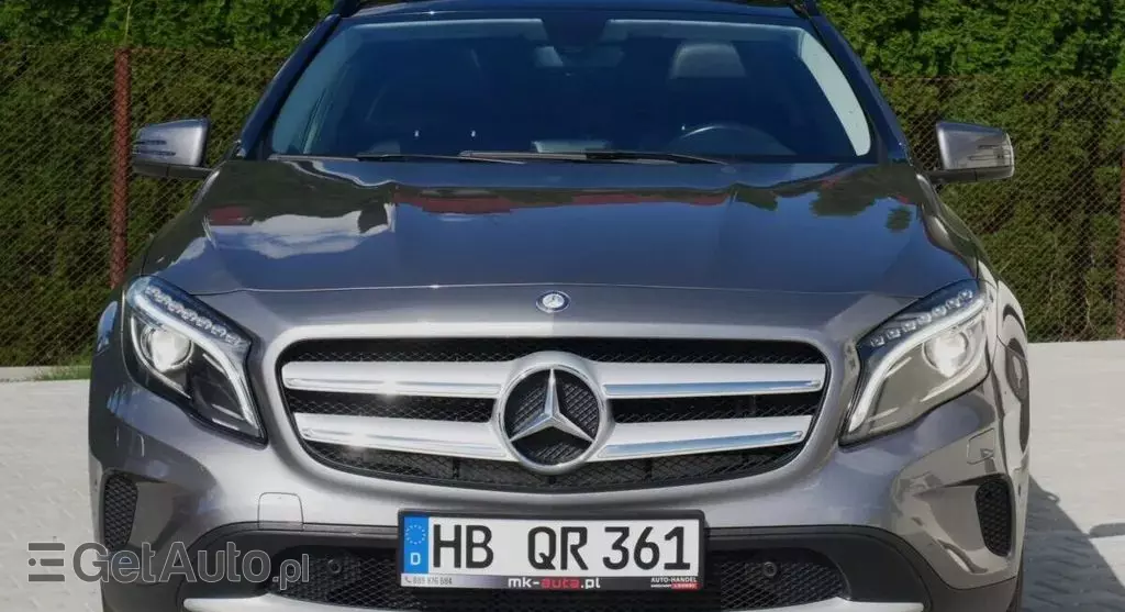 MERCEDES-BENZ GLA 