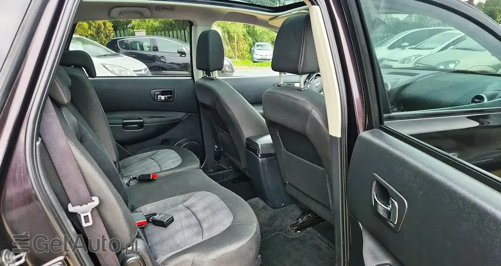 NISSAN Qashqai+2 1.6 Tekna