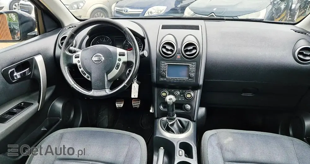 NISSAN Qashqai+2 1.6 Tekna