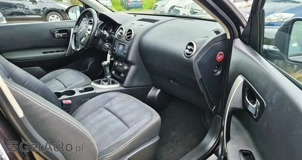 NISSAN Qashqai+2 1.6 Tekna