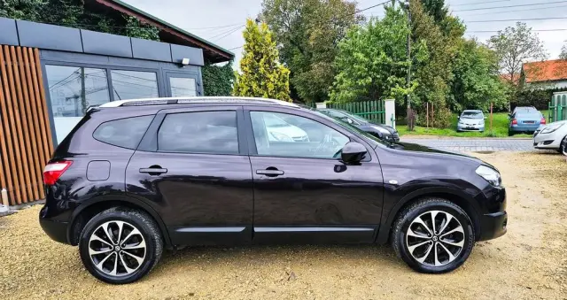 NISSAN Qashqai+2 1.6 Tekna