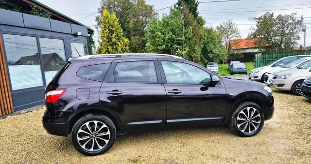 NISSAN Qashqai+2 1.6 Tekna