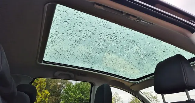 NISSAN Qashqai+2 1.6 Tekna