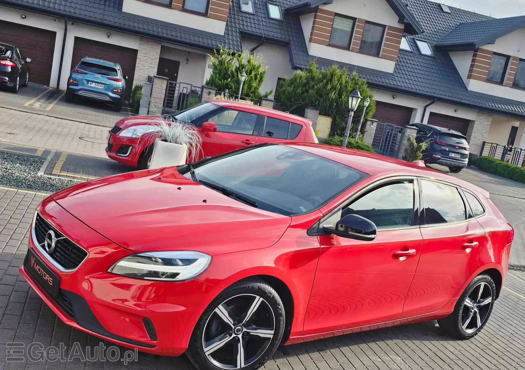 VOLVO V40 D2 Drive-E R-Design Momentum