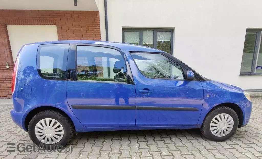 SKODA Roomster 