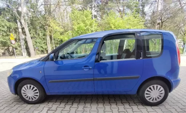 SKODA Roomster 