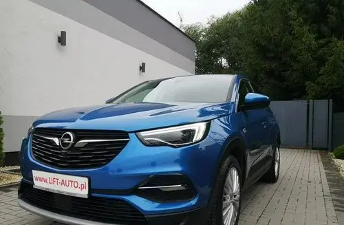 OPEL Grandland 