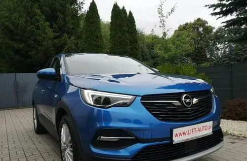 OPEL Grandland 