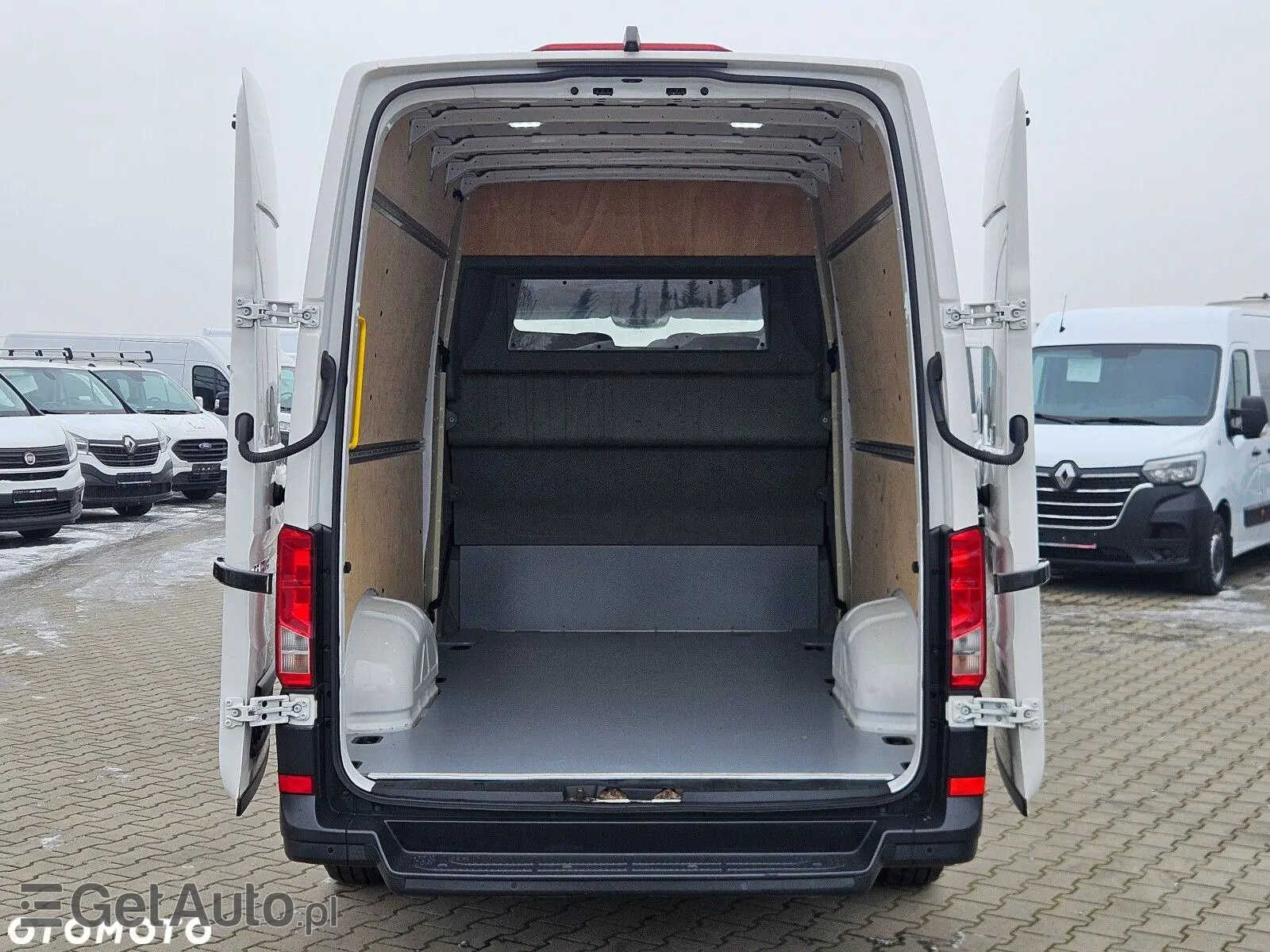 VOLKSWAGEN Crafter L
