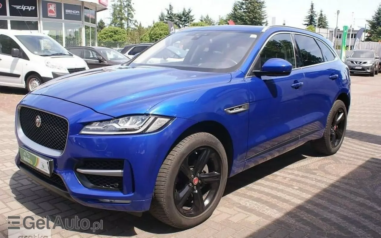 JAGUAR F-Pace 