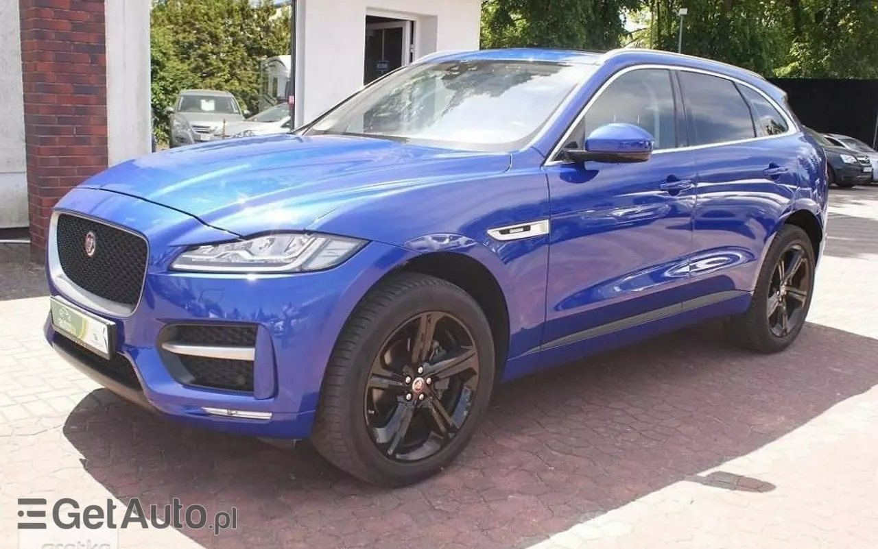 JAGUAR F-Pace 