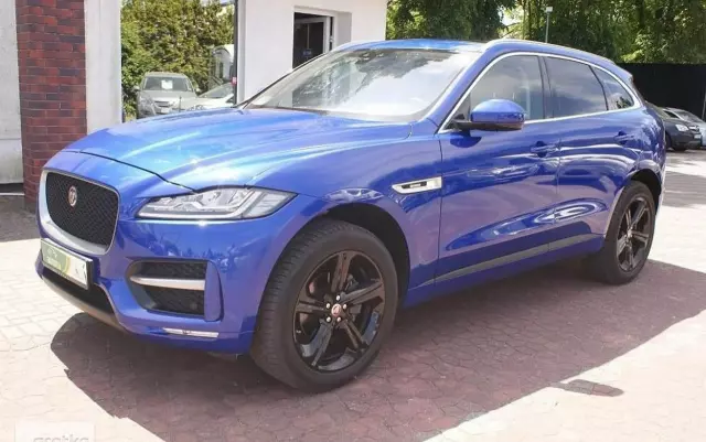 JAGUAR F-Pace 