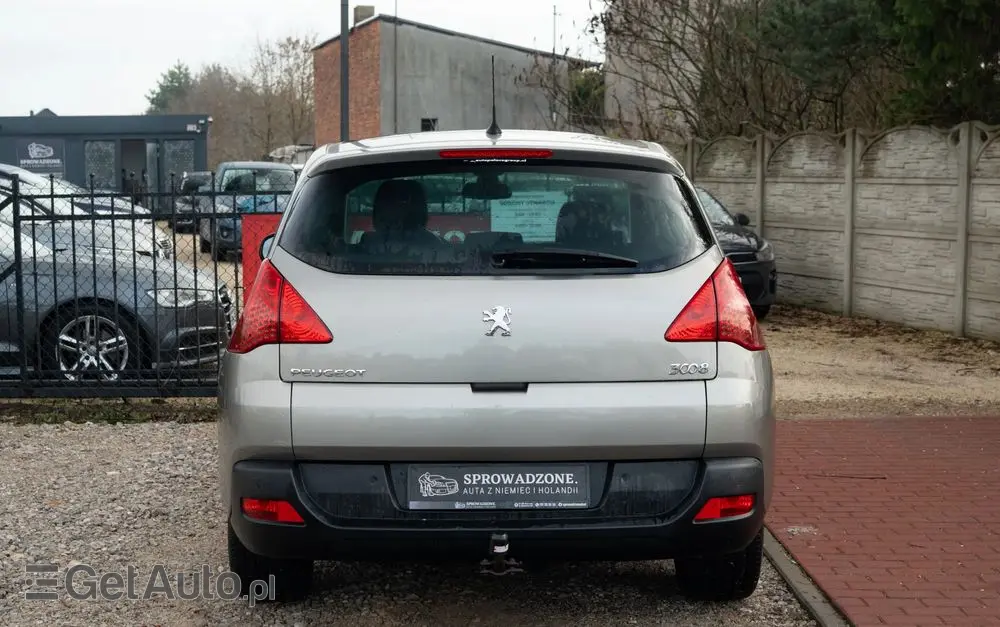 PEUGEOT 3008 120 VTi Premium