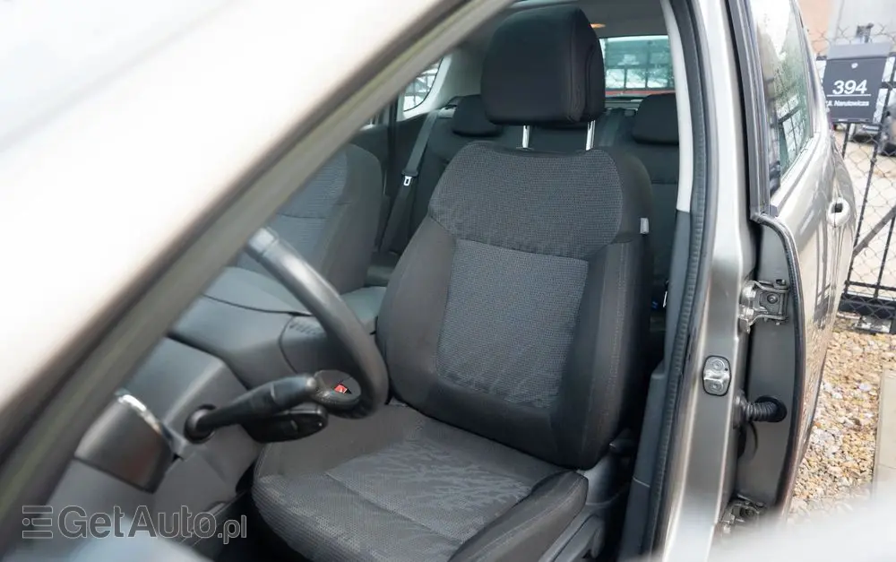 PEUGEOT 3008 120 VTi Premium