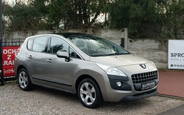 PEUGEOT 3008 120 VTi Premium