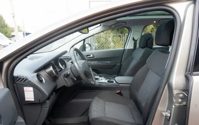 PEUGEOT 3008 120 VTi Premium