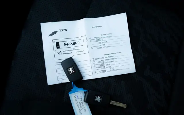 PEUGEOT 3008 120 VTi Premium